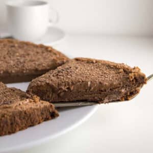 Chocolate mousse cake