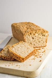 pão low fodmap fatiado